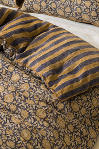 Linen Evadne Duvet Cover: US KING: 102"X90" / 229 x 259 cm / King pillowcases: 20 x 36" / 51 x 91 cm